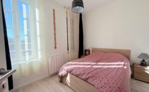 Chambre Location appartement 4 pièces 75 m² Rochefort