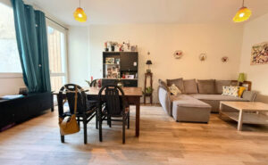 Location appartement 4 pièces 75 m² Rochefort